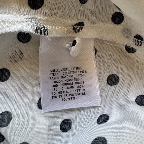 Lovely white and black polka dot Maeve blouse from Anthropologie - Picture 7 of 8